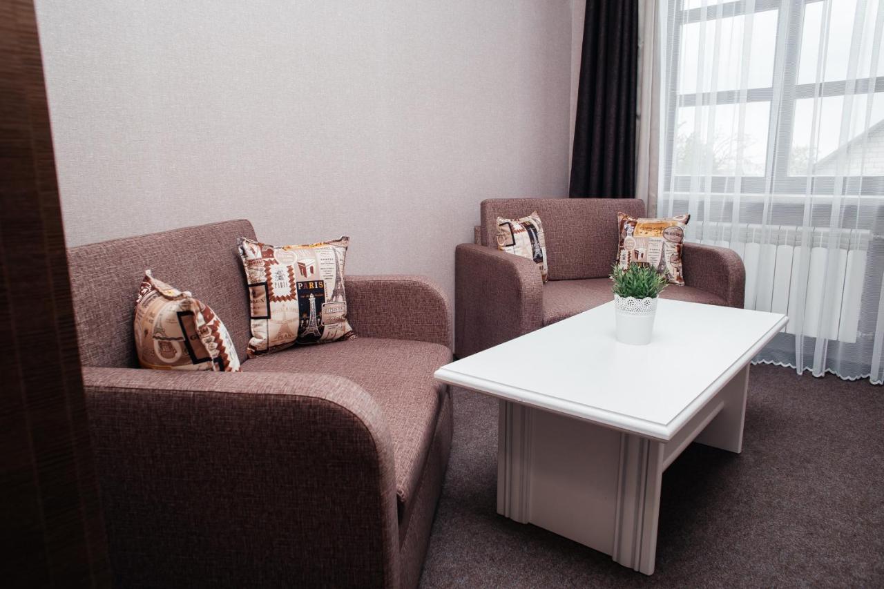 Belastok Hotel Nyasvizh Esterno foto