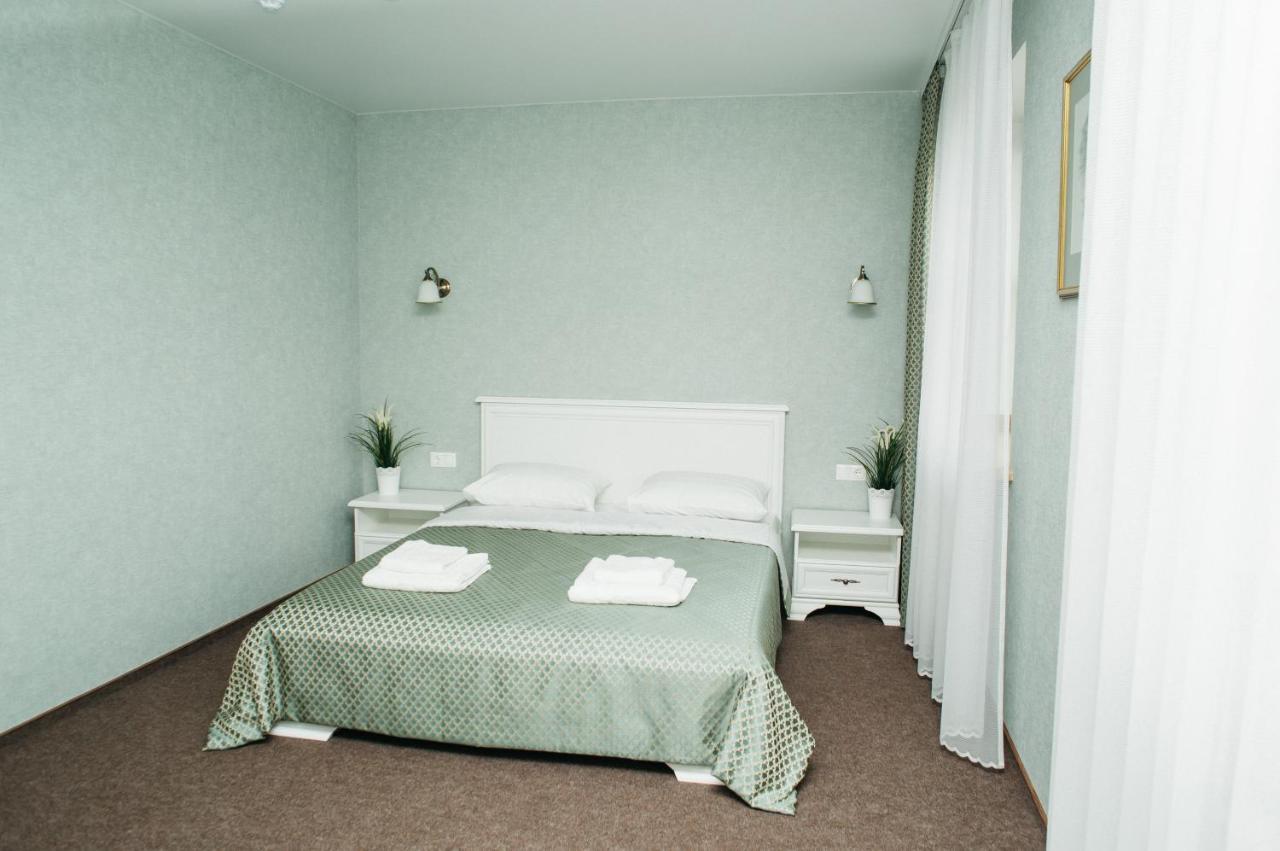 Belastok Hotel Nyasvizh Esterno foto