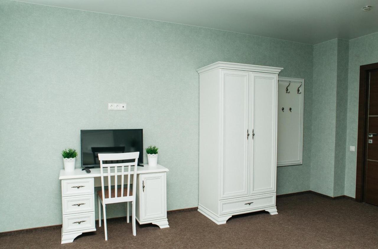 Belastok Hotel Nyasvizh Esterno foto